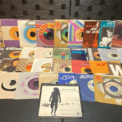 45 RPM 70’s/80’s Rock, Soft Rock & Easy Listening: The Carpenters, Air Supply, Eric Clapton, Neil D