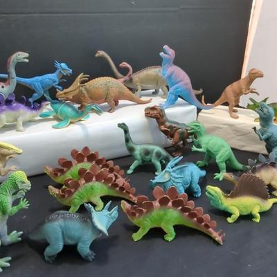Medium Sized Dinosaurs All Kinds 