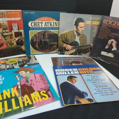 1950s 1960s Country Music Records With Chet Atkins , Roger Miller , Hank Williams