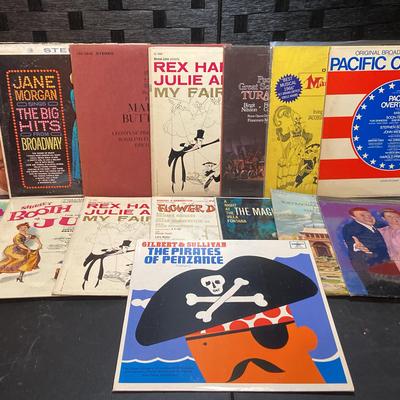 Soundtracks / Broadways / Musicals : The Pirates Of Penzance, Pacific Overtures