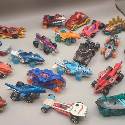 Lot Of 19 Figural Cars, Many Matchbox -- Dinosaurs, Sharks, Scorpions, Etc Etc