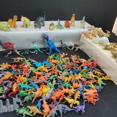 More Dinosaurs - Some Painted, Some Dinosaur Bones