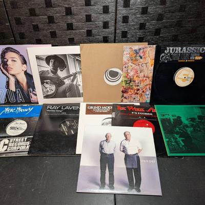 2000's Music : Twenty One Pilots, Dua Lipa, The White Stripes