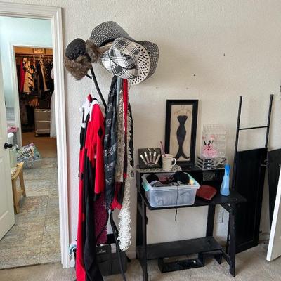 Sale Photo Thumbnail #94