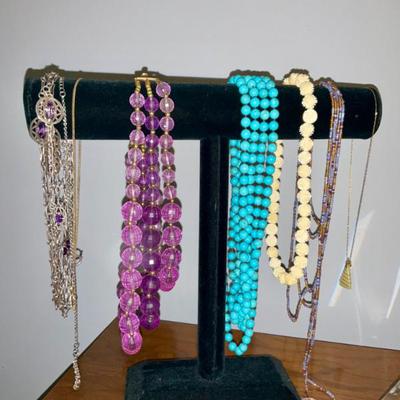 Woment's, Vintage, Costume Jewelry 