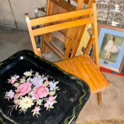 Wood, Folding chairs. Vintage TV Trays