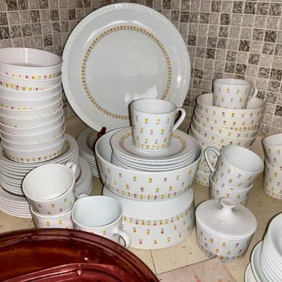 Centura, by Corning ,April Tulip, dinnerware