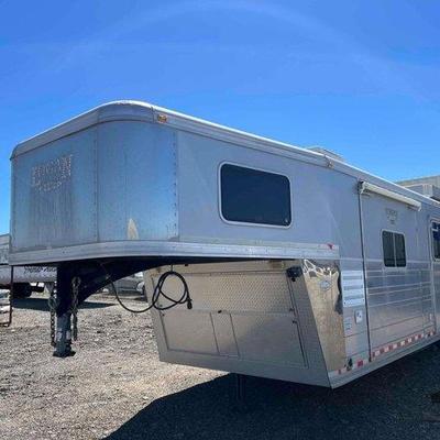 138 • 2008 logan horse trailer