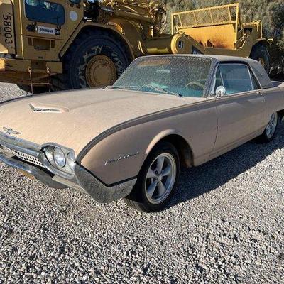 58 • ford thunderbird