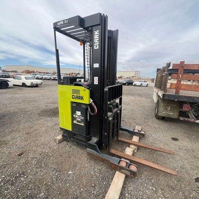 Sale Photo Thumbnail #3: 32 • clark npr17 forklift