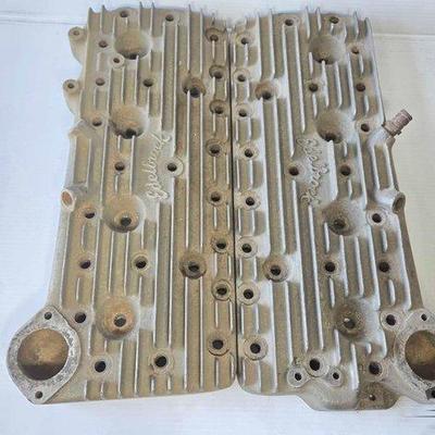 Sale Photo Thumbnail #66: 610 • (2) edelbrock aluminum cylinder heads