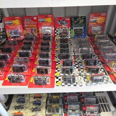 8586 • new!!! (45) racing champions die cast cars