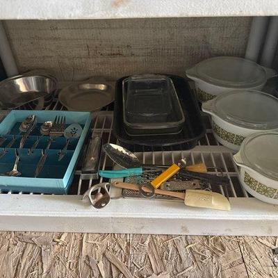 Sale Photo Thumbnail #208: 9012 • kitchenware
