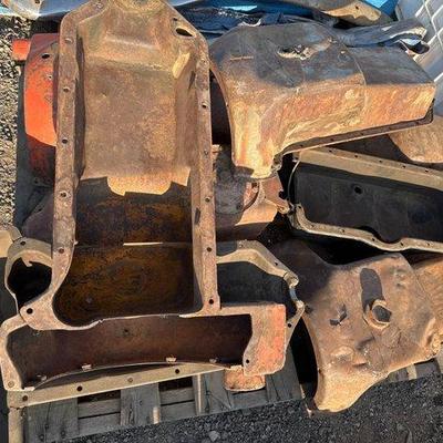 1060 • pallet of oil pans