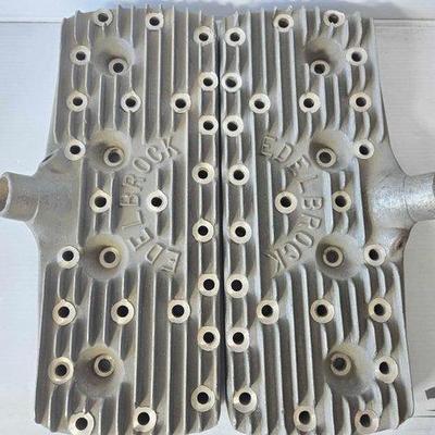 678 • (2) edelbrock aluminum cylinder heads