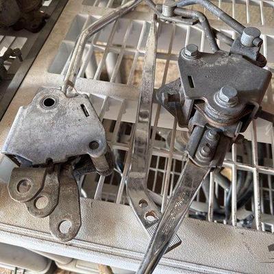 9562 • 2 hurst shifters