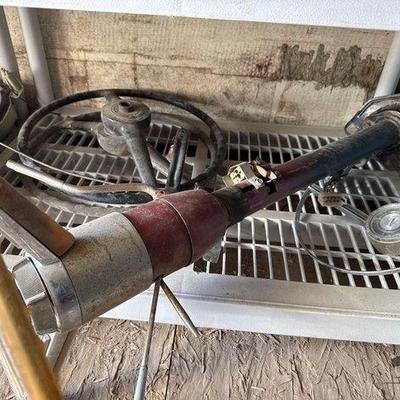 9566 • steering column, 2 steering wheels