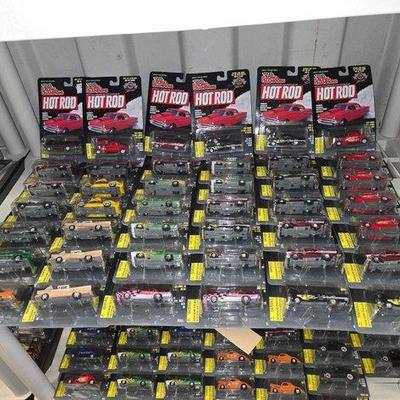 8552 • new!!! (42) racing champions hot rod die cast cars