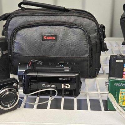 8078 • (5) cameras & camcorders
