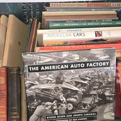 Sale Photo Thumbnail #218: 9032 • automobile books & catalogs