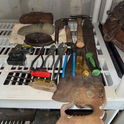 818 • hand tools