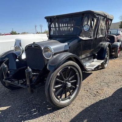 55 • 1921 dodge brothers car