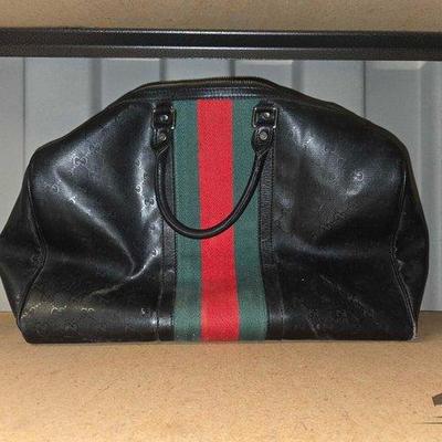 8430 • gucci 500 duffel bag