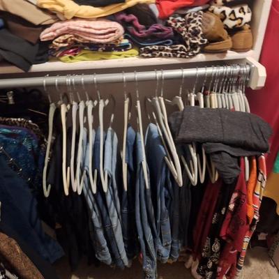 Sale Photo Thumbnail #36