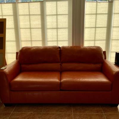 Sale Photo Thumbnail #100