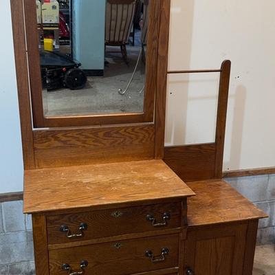 Victorian Style Oak Gentleman’s Dresser 