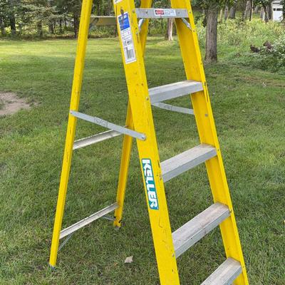 Keller 6’ Fiberglass Step-ladder 