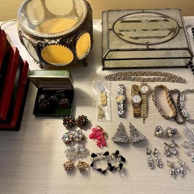 Sale Photo Thumbnail #57