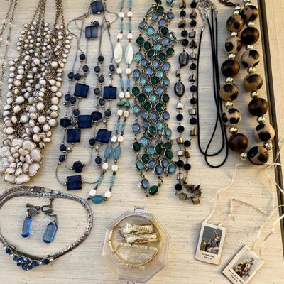 Sale Photo Thumbnail #60