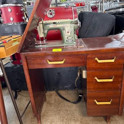 Sale Photo Thumbnail #261