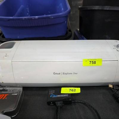 Sale Photo Thumbnail #303