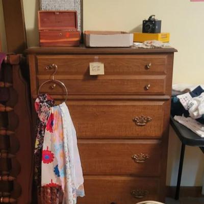 Sale Photo Thumbnail #86: Yet another dresser 