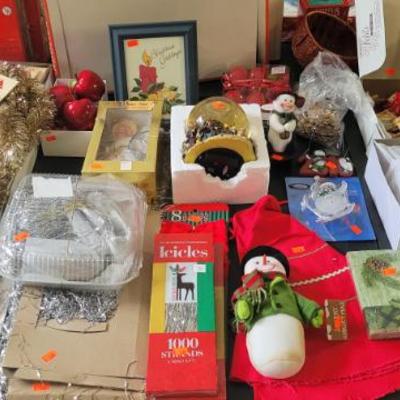 Sale Photo Thumbnail #166: Vontage Christmas 