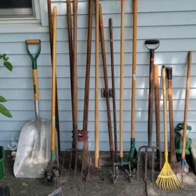 Sale Photo Thumbnail #187: Yard Tools