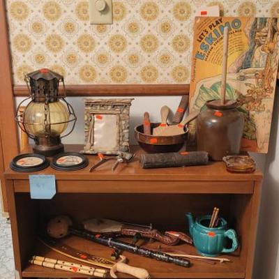 Sale Photo Thumbnail #26: Cool collectable 