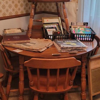 Sale Photo Thumbnail #30: Kitchen Table