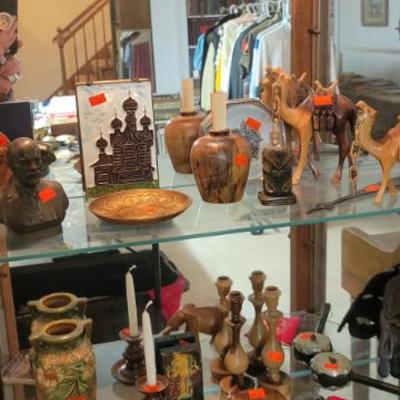 Sale Photo Thumbnail #11: Tchotchkes