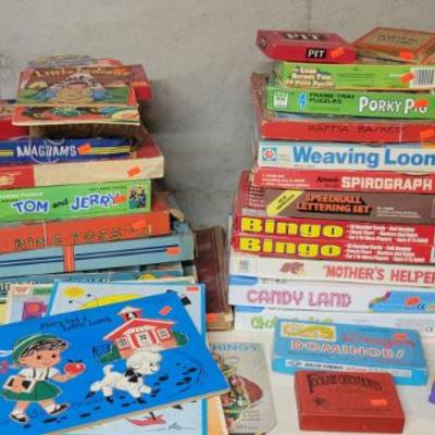 Sale Photo Thumbnail #98: Vintage Toys