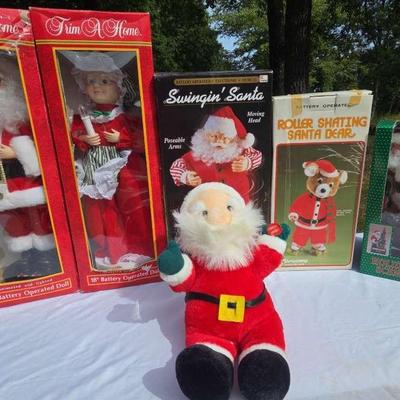 Mr. and Mrs. Clause Christmas Lot