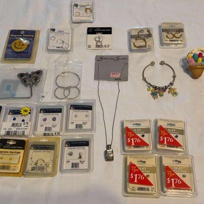 Stud Earrings & Purse Hanger