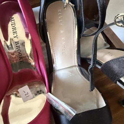 Sale Photo Thumbnail #282