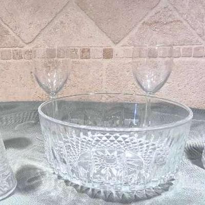 Arcoroc France Clear Glass Diamond Starburst Fruit Bowl, Decanter and More 