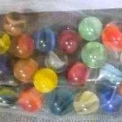Cat's Eye Marbles; 30 Count 