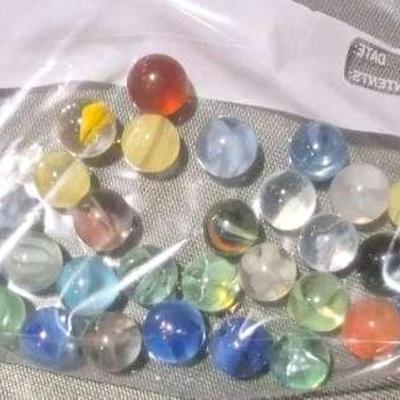 Cat's Eye Marbles; 30 Count 
