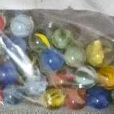 Cat's Eye Marbles; 30 Count 