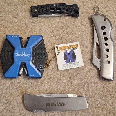 Maxam, Buck, And Sterling Sarco Knife Assortment And Sharp N Easy Knife Sharpener